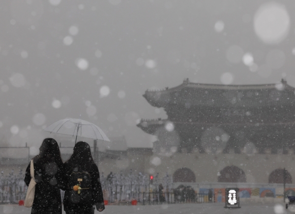 눈 내리는 서울 (사진=연합뉴스)