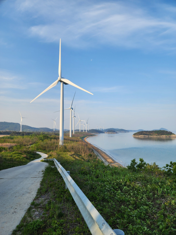 전남 신안 육상 풍력 단지(사진=포스코인터내셔널)